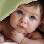neonato_distingue_bene_male neonato_distingue_bene_male